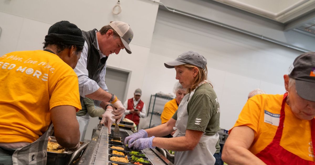 Virginia Governor Glenn Youngkin volunteers in Feed More's Bayard Community Kitchen. Official Photo by Austin Stevens, Office of Governor Glenn Youngkin.